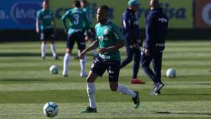 Lateral Mayke pode ser uma das novidades do Palmeiras no clássico com São Paulo