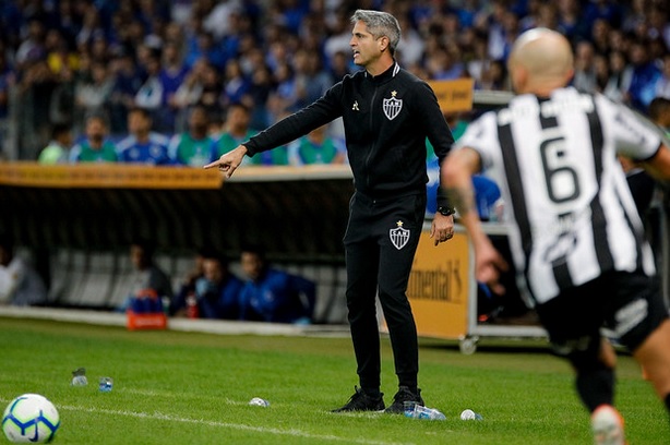 Treinador confirma Atlético-MG alternativo contra a Chapecoense