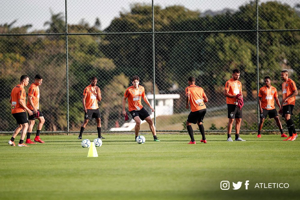 Com problema cardíaco, atleticano Adílson anuncia aposentadoria aos 32 anos