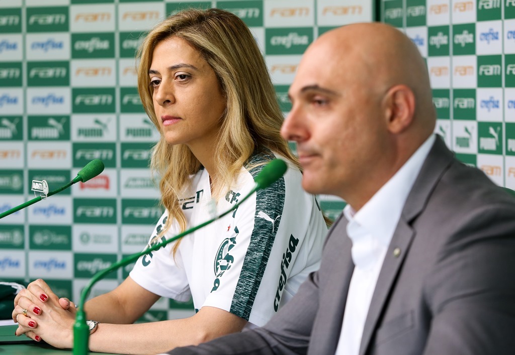 Empresas investigam clubes de futebol antes de fechar patrocínios