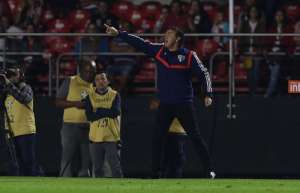 Cuca diz que Palmeiras teve sorte e vê 'empate com sabor de derrota'