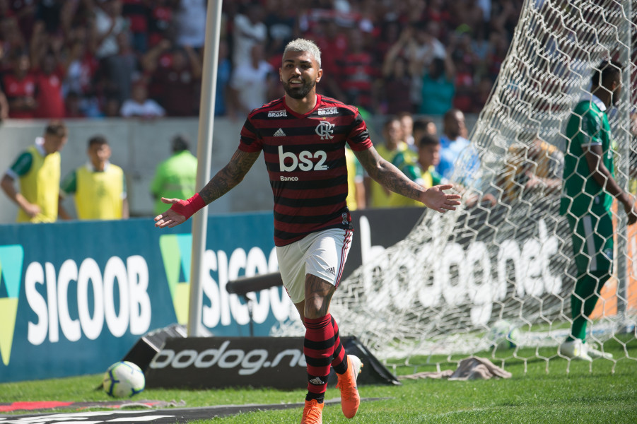 Flamengo anuncia acerto de patrocínio com site de apostas esportivas