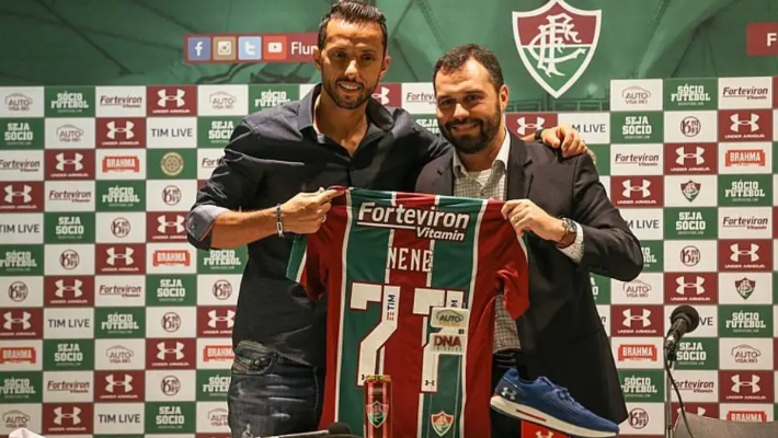 Apresentado, Nenê diz que pode jogar com Ganso no Fluminense: ‘Problema do Diniz’