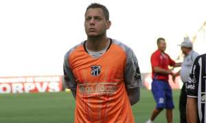 Série B: CRB confirma acerto com goleiro campeão brasileiro pelo Fluminense