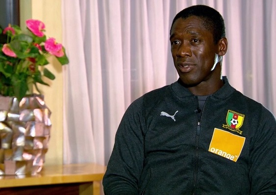 Seedorf não é mais treinador de Camarões após decepção na Copa Africana