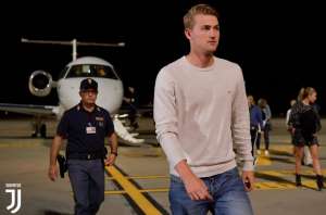 Italiano: Cobiçado por Barcelona e PSG, zagueiro acerta com a Juventus