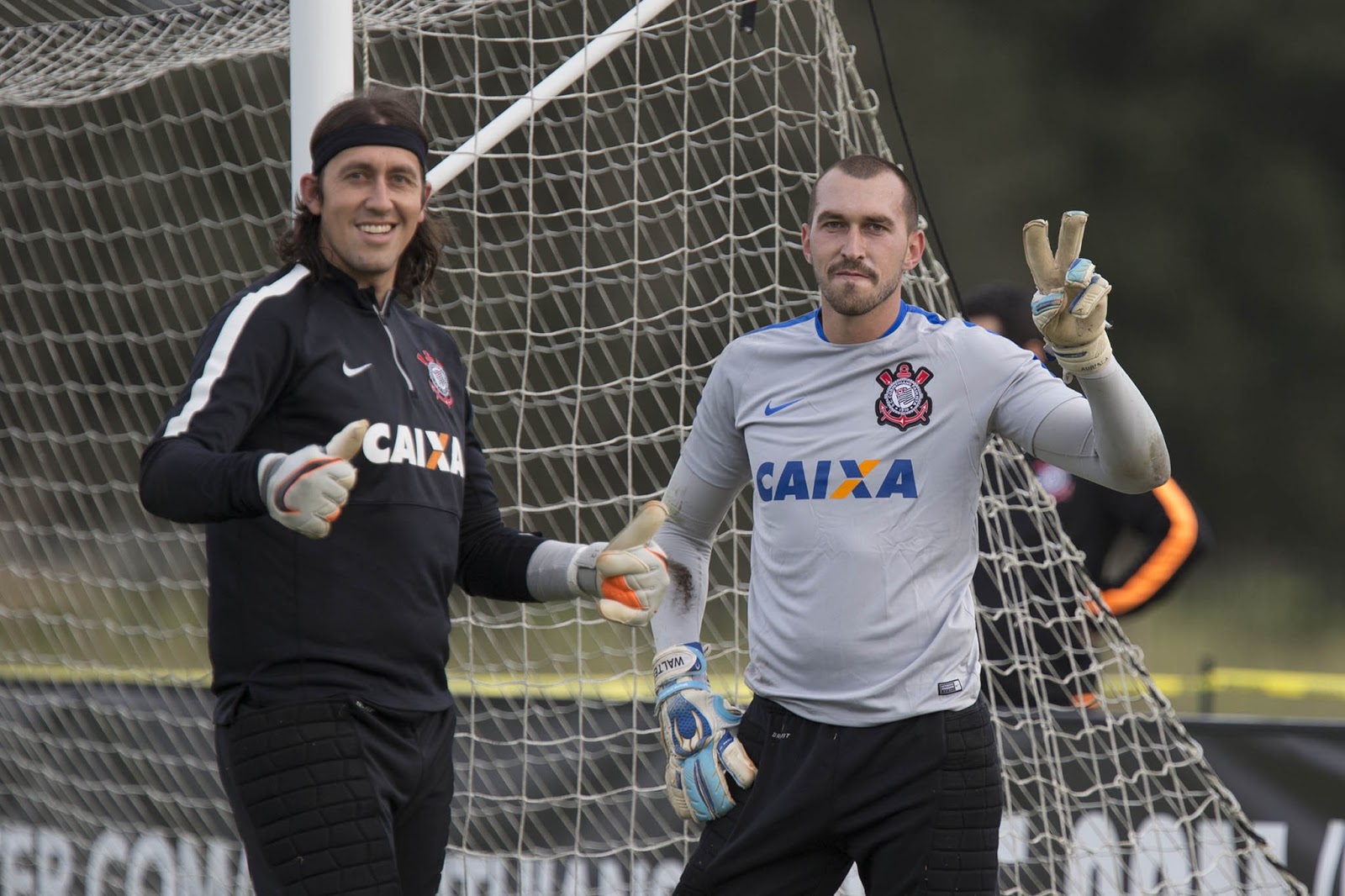 Goleiro Walter acerta renovação com o Corinthians por mais duas temporadas