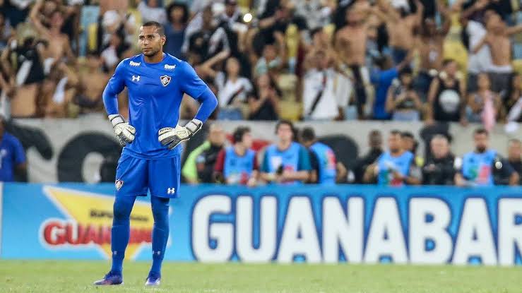 ​Conmebol suspende goleiro de clube carioca por uso de cocaína
