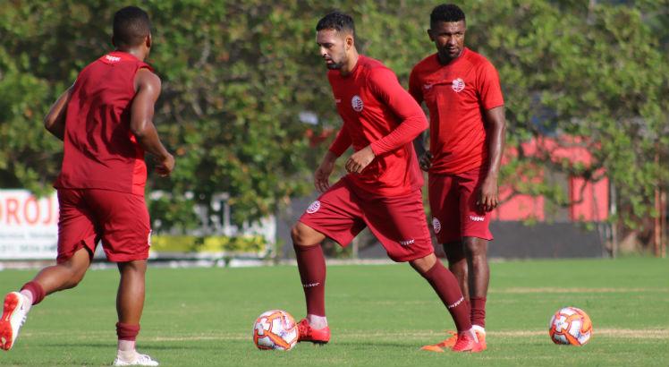 Série C: Atacante é o terceiro jogador a trocar o Náutico pelo futebol português