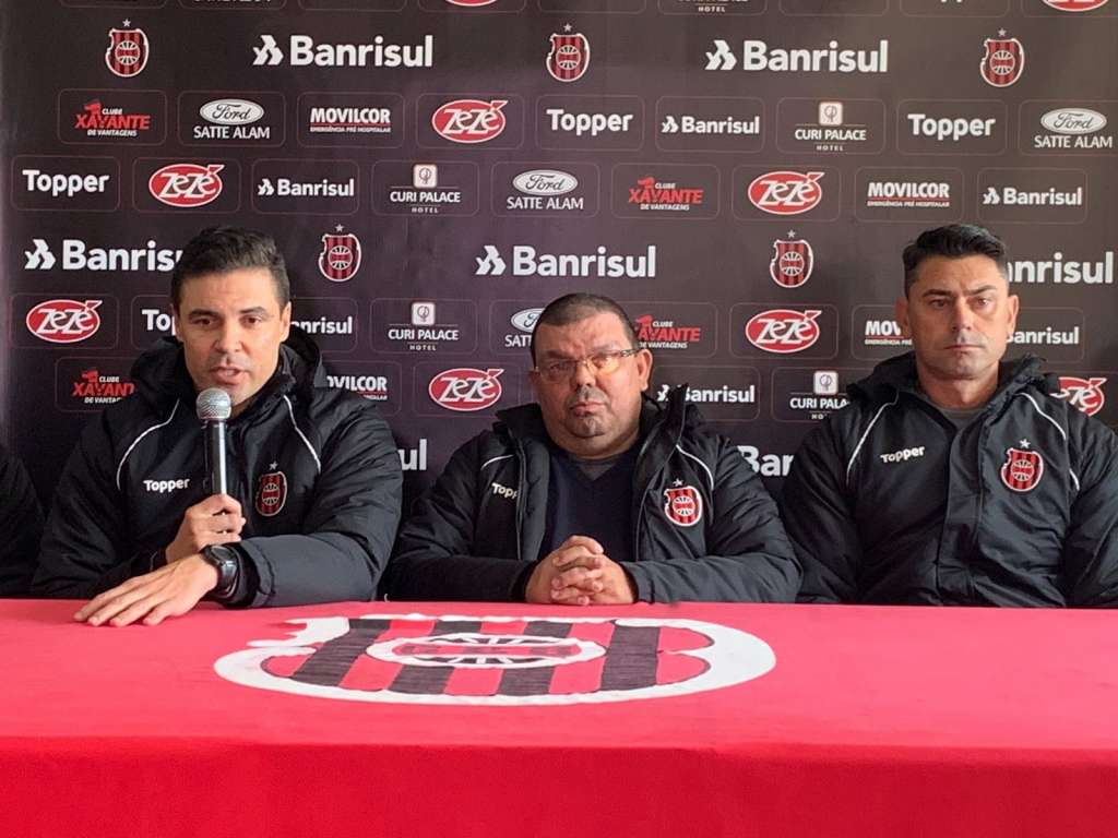 Bolívar estreia pelo Xavante. (Foto: Divulgação)