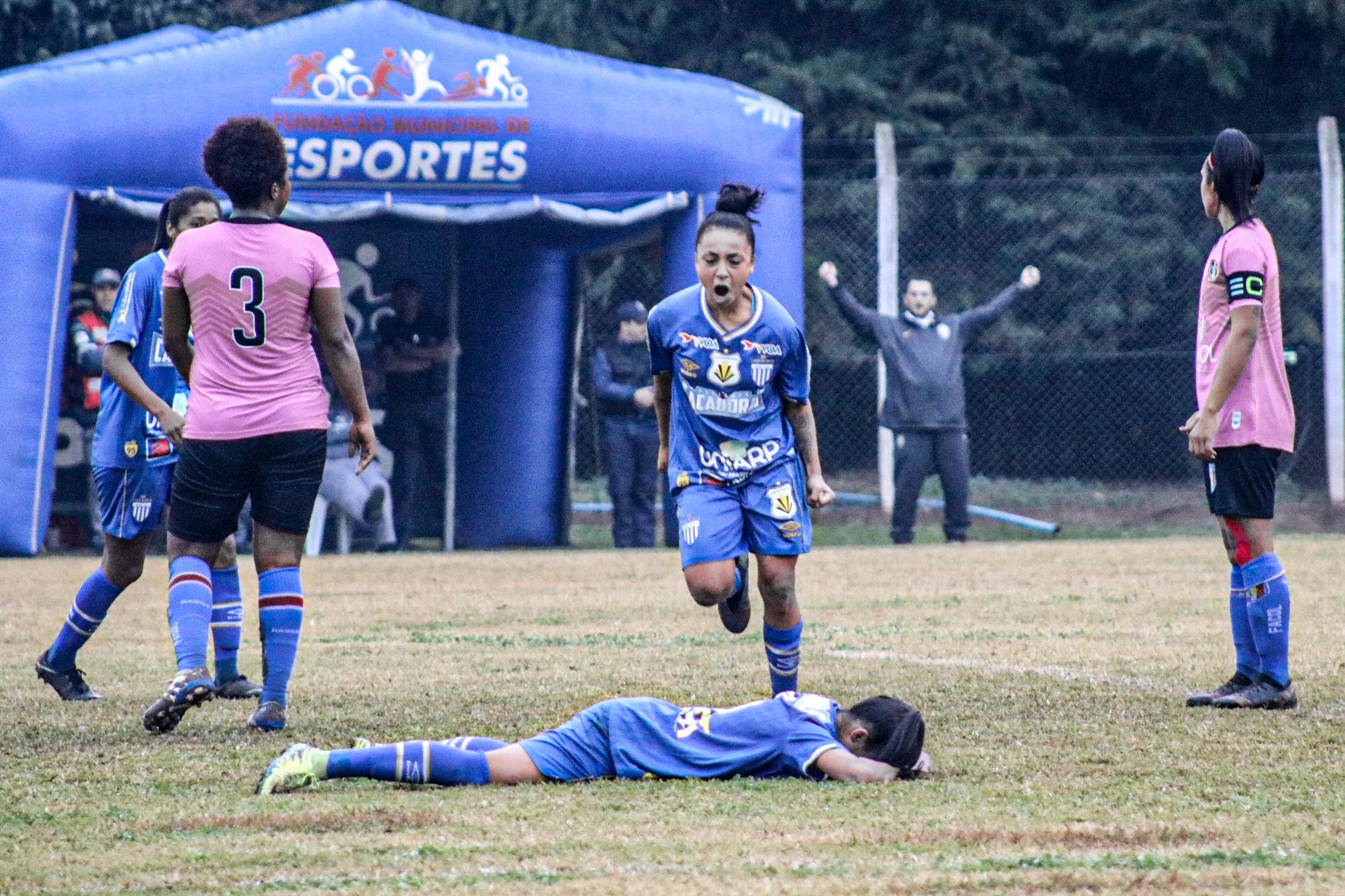 BRASILEIRO FEMININO A1: Kindermann supera Ponte Preta e Minas Icesp sai do Z4