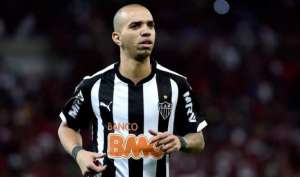 Atlético-MG descarta retorno de ídolo que está no Grêmio e foca em atacante do Flu