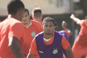 Série B: Com volante suspenso, provável substituto também é dúvida no Guarani