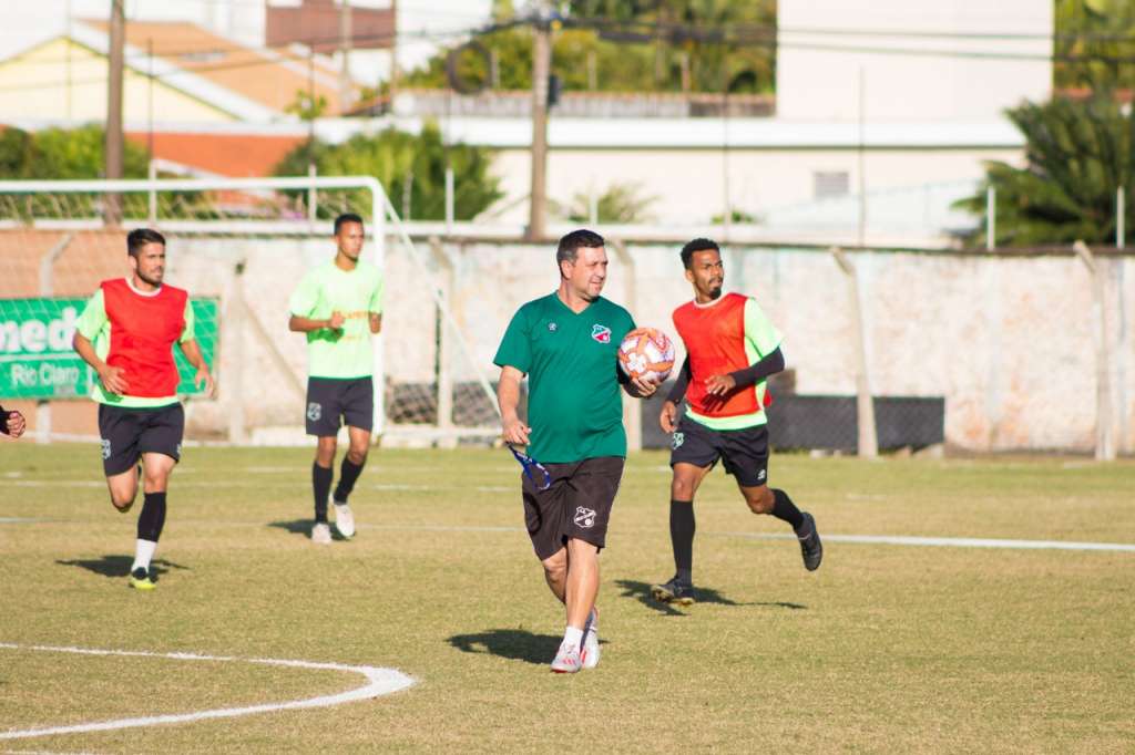 Velo Clube encerra preparação antes de duelo decisivo (Foto: Daniel Lins/A Folha Esportiva)