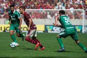 Exame aponta lesão e Arrascaeta só deve voltar ao time do Flamengo dia 28