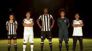 Ceará apresenta linha de uniformes 'roubados' e se reforça com ídolo