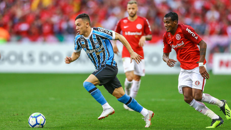 Com a cabeça na Libertadores, Inter e Grêmio põem à prova reservas no Gre-Nal