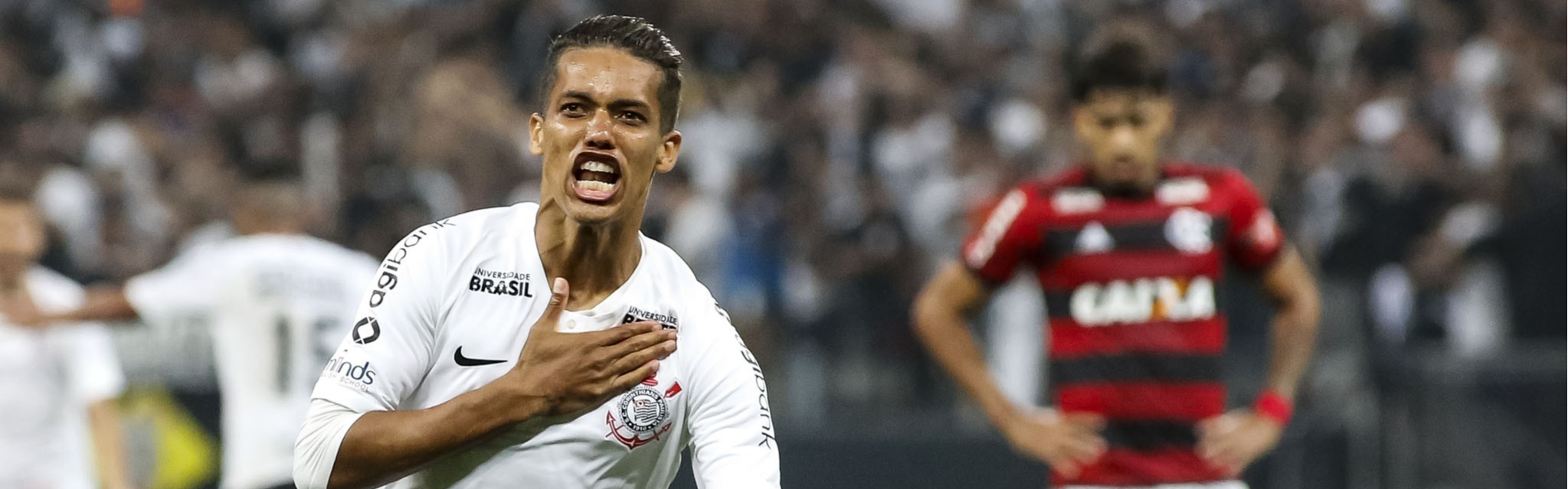 De olho em evolução no ataque, Corinthians recebe Flamengo em Itaquera