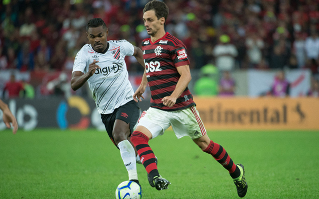 Fla esquece Copa do Brasil e desafia Corinthians em Itaquera para manter embalo