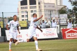 COPA PAULISTA: Ferroviária e XV vencem fora e se mantêm na liderança