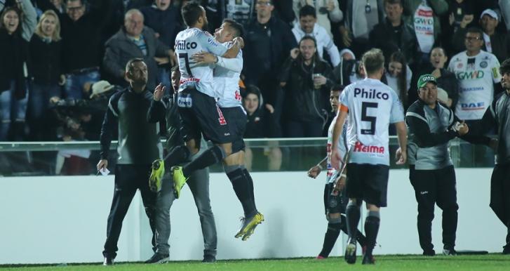 Lucas Batatinha fez o gol no primeiro chute