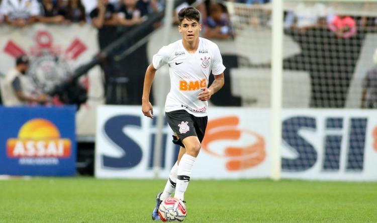 Ángelo Araos, meia do Corinthians — Foto: Daniel Augusto Jr/Ag.Corinthians 