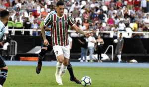 Grêmio dá chapéu no Atlético-MG e fica perto de fechar com Luciano