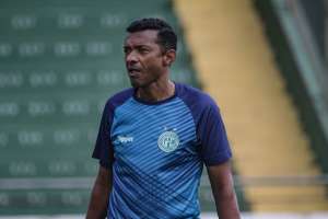 Auxiliar demitido pelo Guarani no mês passado é anunciado por time da Série C