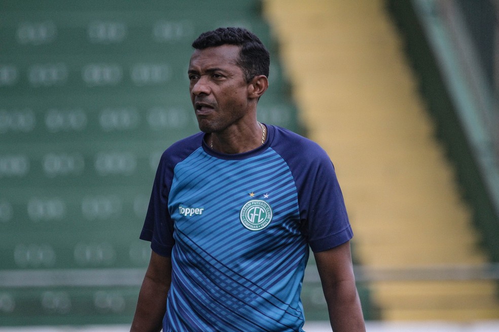 Auxiliar demitido pelo Guarani no mês passado é anunciado por time da Série C