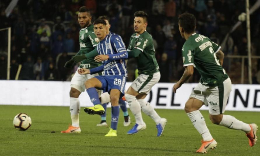Palmeiras empata com Godoy Cruz