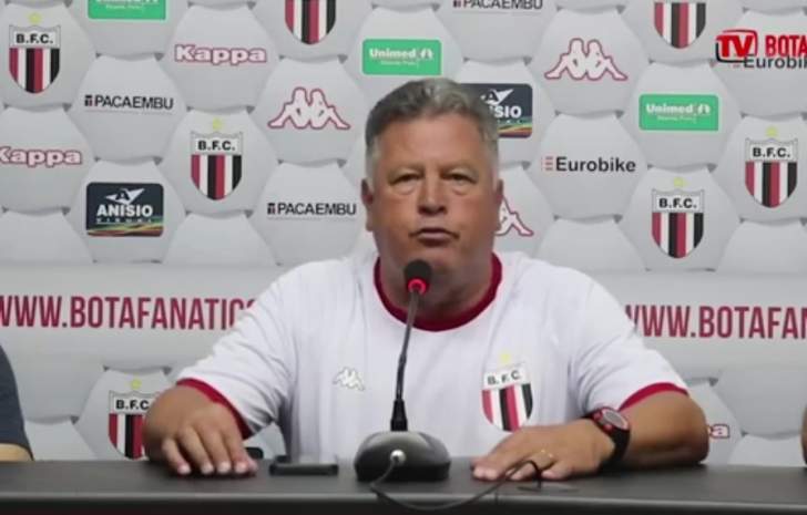 Seleção FI da Série B vem com dupla de zaga ex-Corinthians e Palmeiras