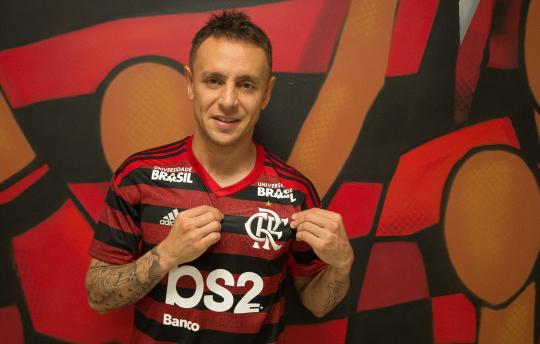 Rafinha, novo lateral-direito do Flamengo 