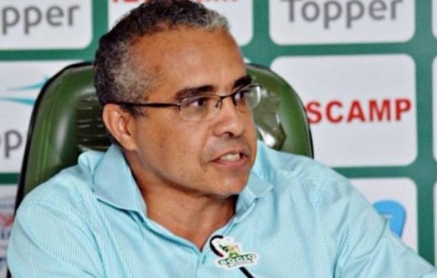 Palmeron: manobras pró Grupo Magnum