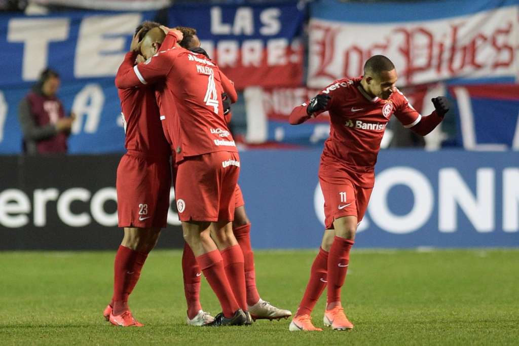 O Inter bateu o Nacional do Uruguai, fora de casa, em um dos grandes jogos desta noite