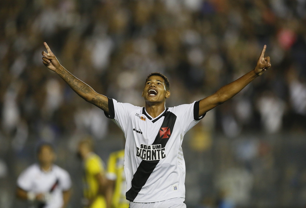 Porto e Sporting entram na briga por Marrony, do Vasco; Multa é de R$ 150 milhões