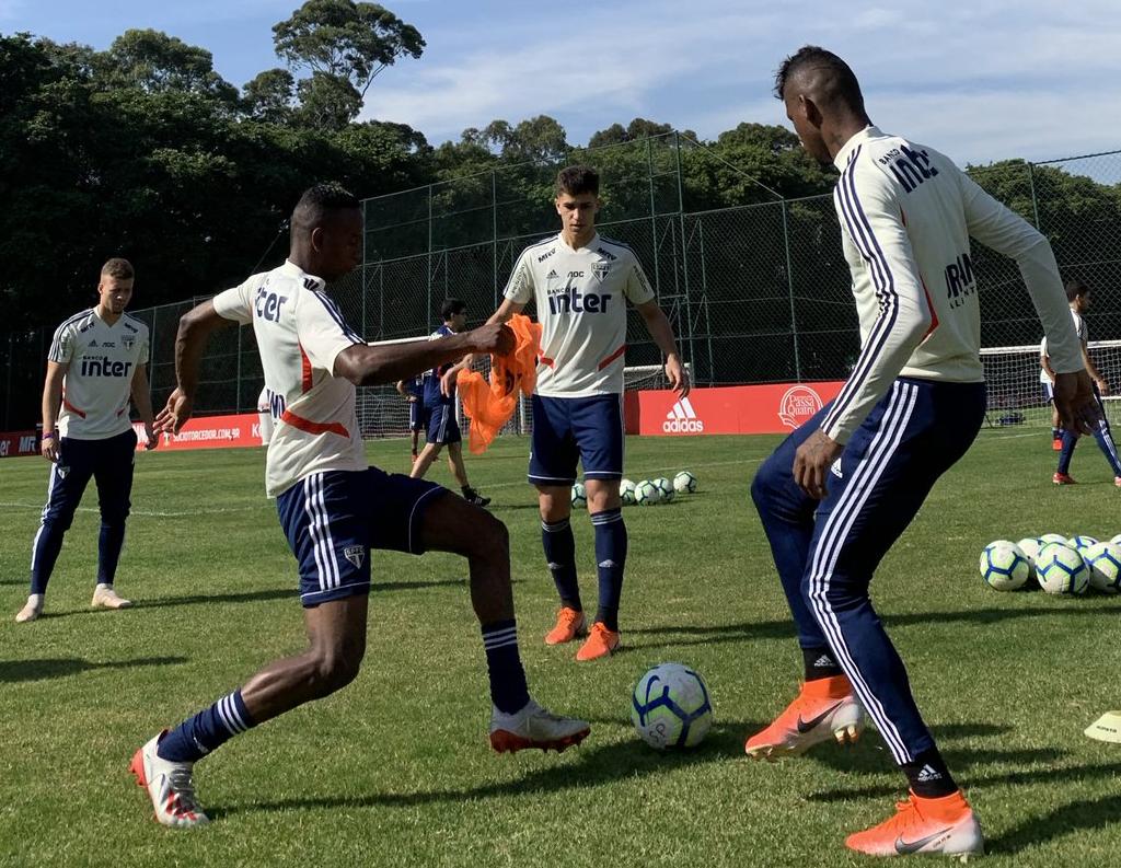 São Paulo tem segunda melhor defesa e busca evoluir saída de bola
