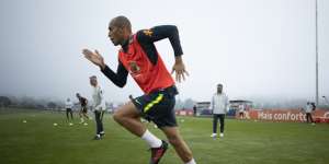 Zagueiro da seleção brasileira troca a Inter de Milão pelo futebol chinês