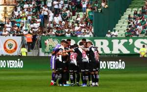 Jogadores destacam evolução do Vasco e exaltam ponto conquistado contra Palmeiras