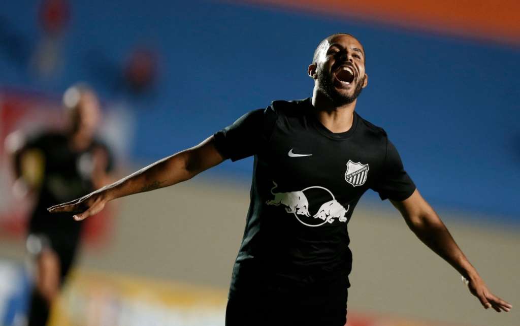 Vila Nova 0 x 1 Bragantino - Massa Bruta mais líder do que nunca na Série B 2 0002050404295 img