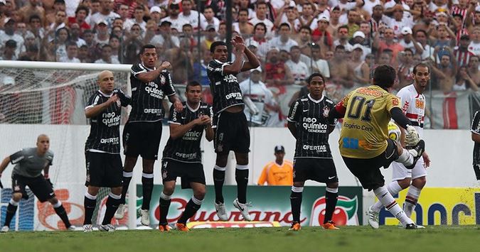 Corinthians enfrenta Ceni pela 1ª vez desde que ex-goleiro deixou o São Paulo