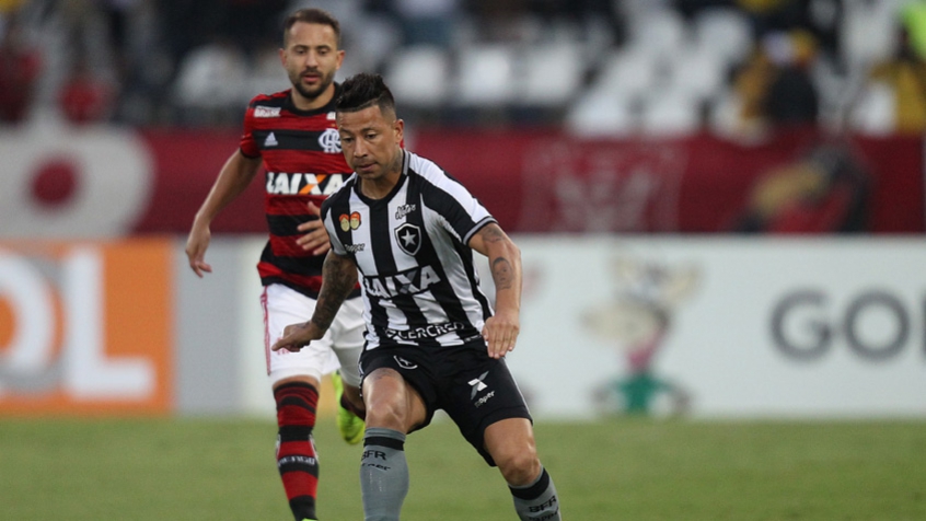 Sob desconfiança, Flamengo e Botafogo fazem clássico da ‘turbulência’ no Rio