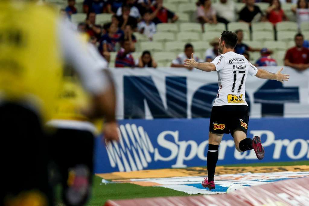 Fortaleza 1 x 3 Corinthians - Timão reage e consegue virada no Castelão 3 0002050404543 img