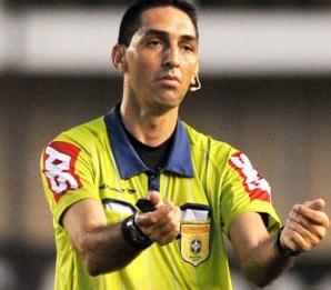 Colunista de arbitragem do Futebol Interior faz palestra sobre VAR na OAB de Campinas