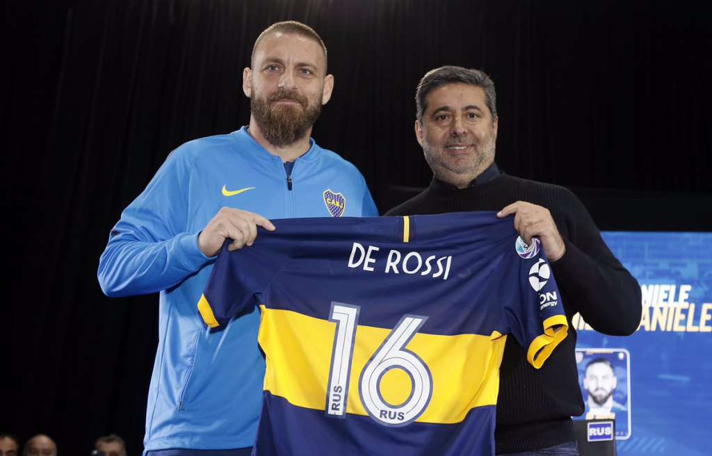 De Rossi é apresentado no Boca Juniors: 'Jogarei em um ambiente que me encoraja'