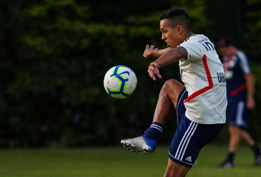 Cria do Santos, Igor Vinícius vira titular e evolui no São Paulo