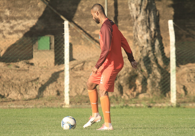 Série B: Suspensos, Ferreira e Deivid desfalcam Guarani diante do líder Bragantino