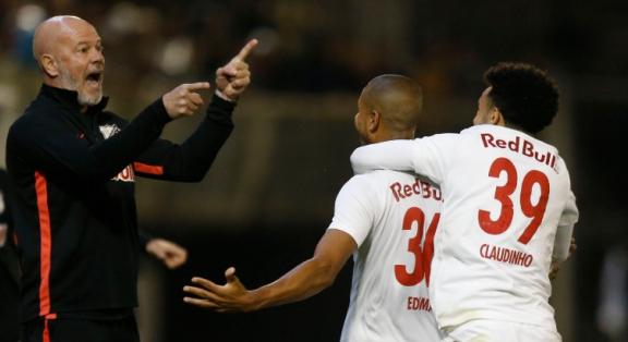 Bragantino ainda lidera a Série B sozinho