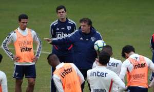São Paulo vive dilema e tem metas durante nova pausa no Brasileirão