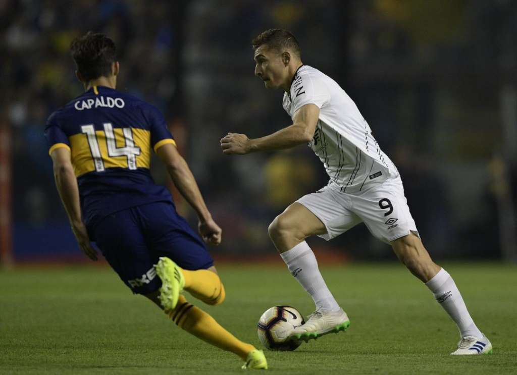 O Athletico-PR não fez uma boa partida na La Bombonera e foi eliminado da Libertadores