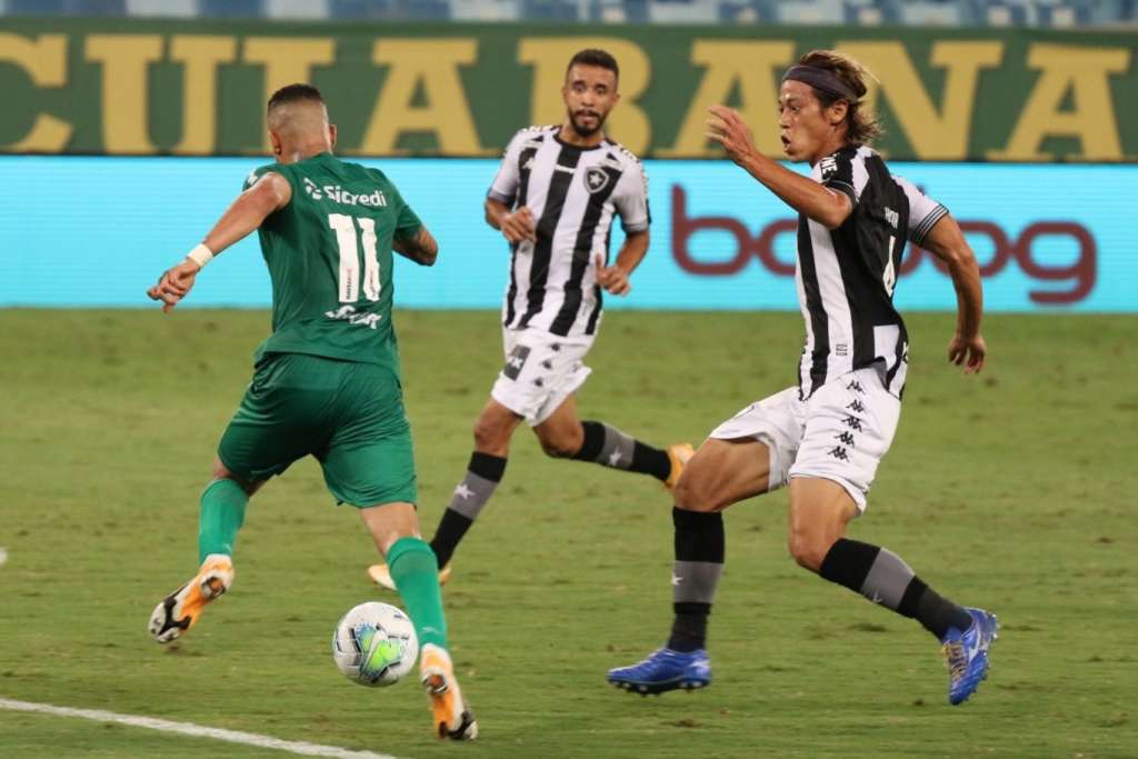 Técnico do interino do Botafogo lamenta eliminação e diz que má atuação na ida pesou
